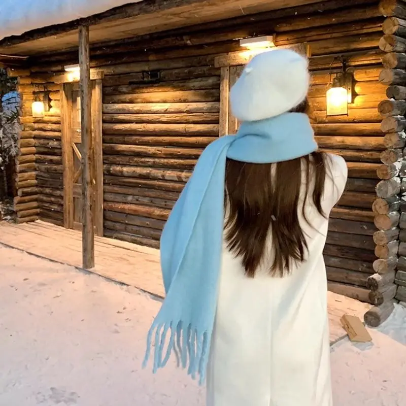Schal Damen Winter schwarz, flauschig mit langen Fransen – Bild 5