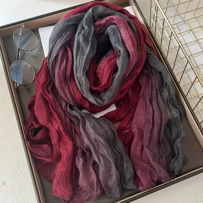 Schal Damen in Blau und Beige mit Farbverlauf und Knitteroptik – Bild 5