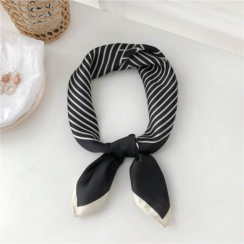 Schal Schwarz mit Streifen, quadratisches Halstuch Damen – Schwarz
