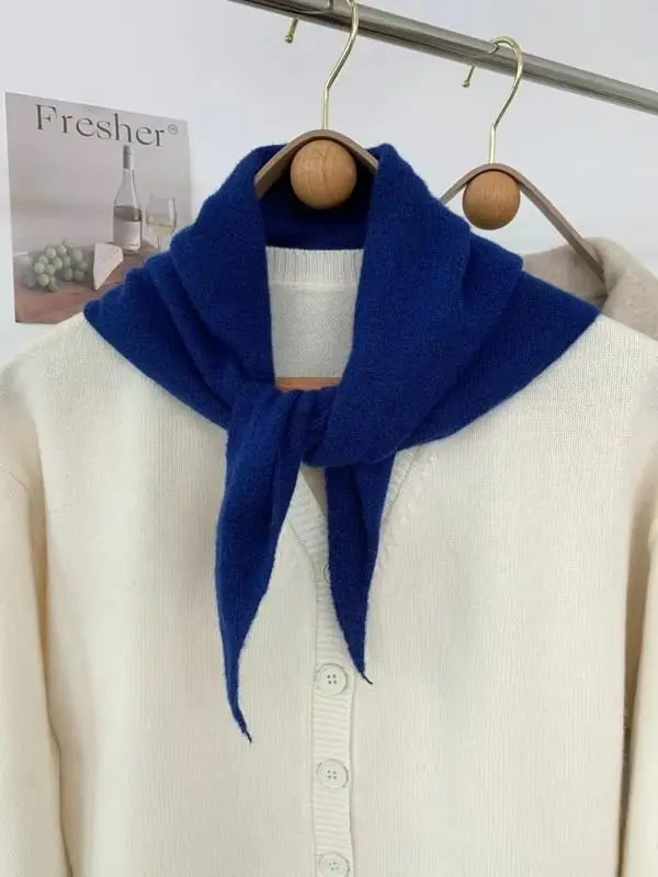 Schal als Dreieckstuch Damen, gestreift und gestrickt – Dunkelblau