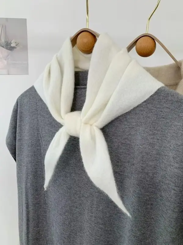 Schal als Dreieckstuch Damen, gestreift und gestrickt – Creme