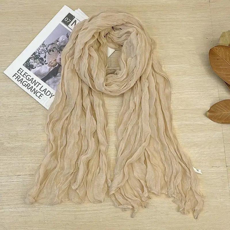 Schal Damen in Crinkle-Optik, unifarben und locker fallend – Beige – Sand