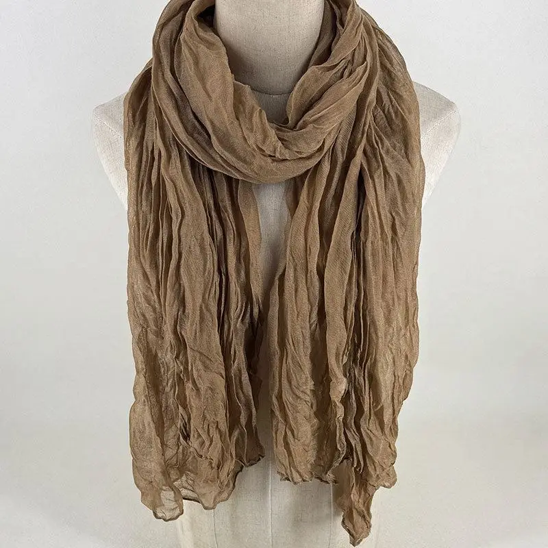 Schal Damen in Crinkle-Optik, unifarben und locker fallend – Camel