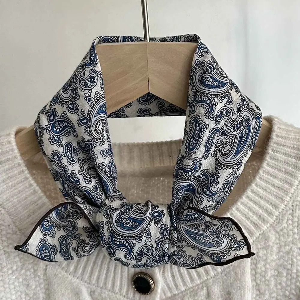 Schal Blau mit Blumenmuster, kleines Tuch zum Binden – Blau – Paisley