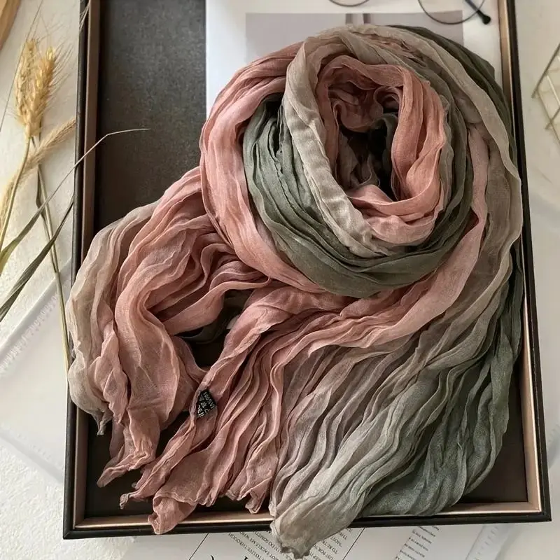 Schal Damen in Blau und Beige mit Farbverlauf und Knitteroptik – Altrosa