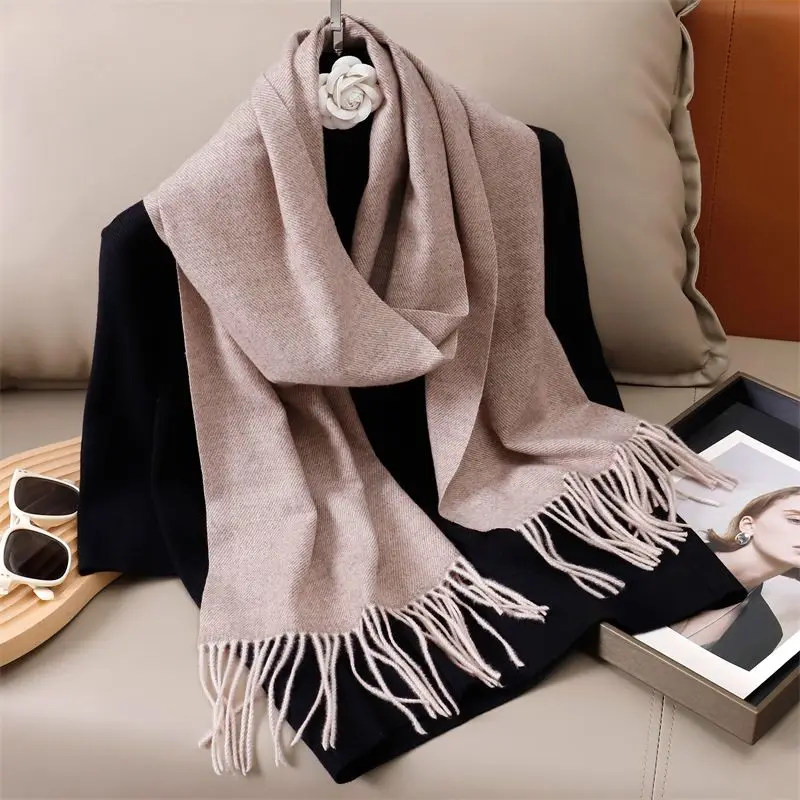 Schal Damen uni mit Fransen, lang und glatt – Beige – Taupe