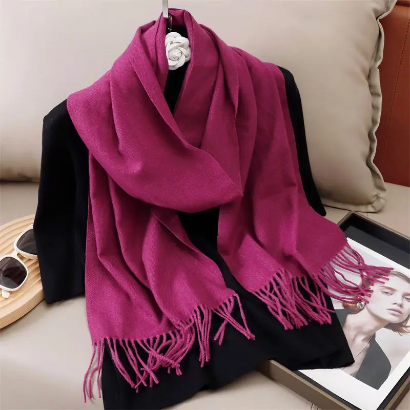 Schal Damen uni mit Fransen, lang und glatt – Pink – Beere
