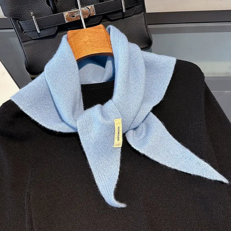 Schal Damen aus Wolle als Dreieckstuch, gestrickt, einfarbig – Hellblau