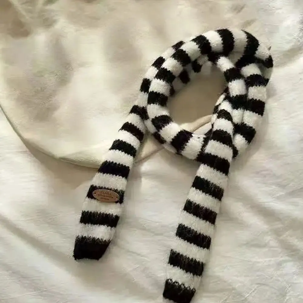 Damen Strickschal Gelb, schmal und gestreift – Schwarz