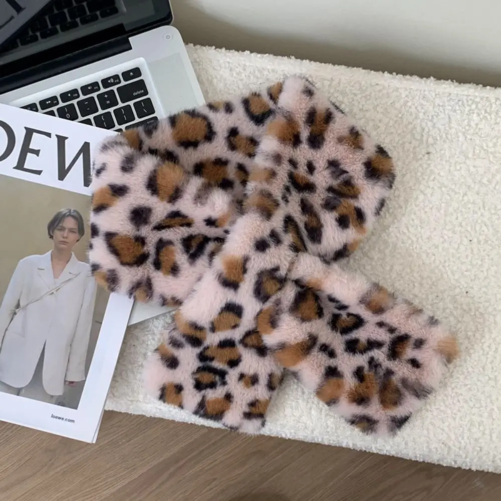 Schal Damen Beige mit Leopardenmuster in Fell-Optik – Rosa – Leopard